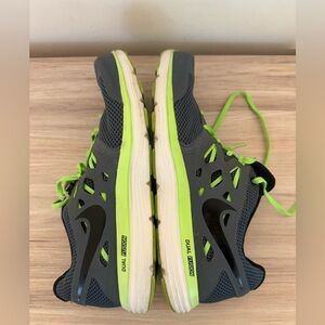Nike Dual Fusion Lite Grey/Green Mens Running Shoes Size 10,5